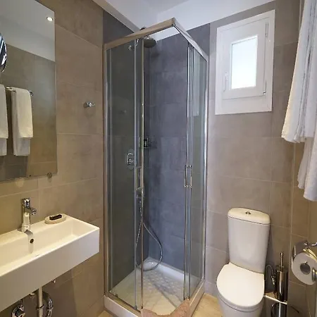 Olympus Thalassea Boutique فندق Paralía